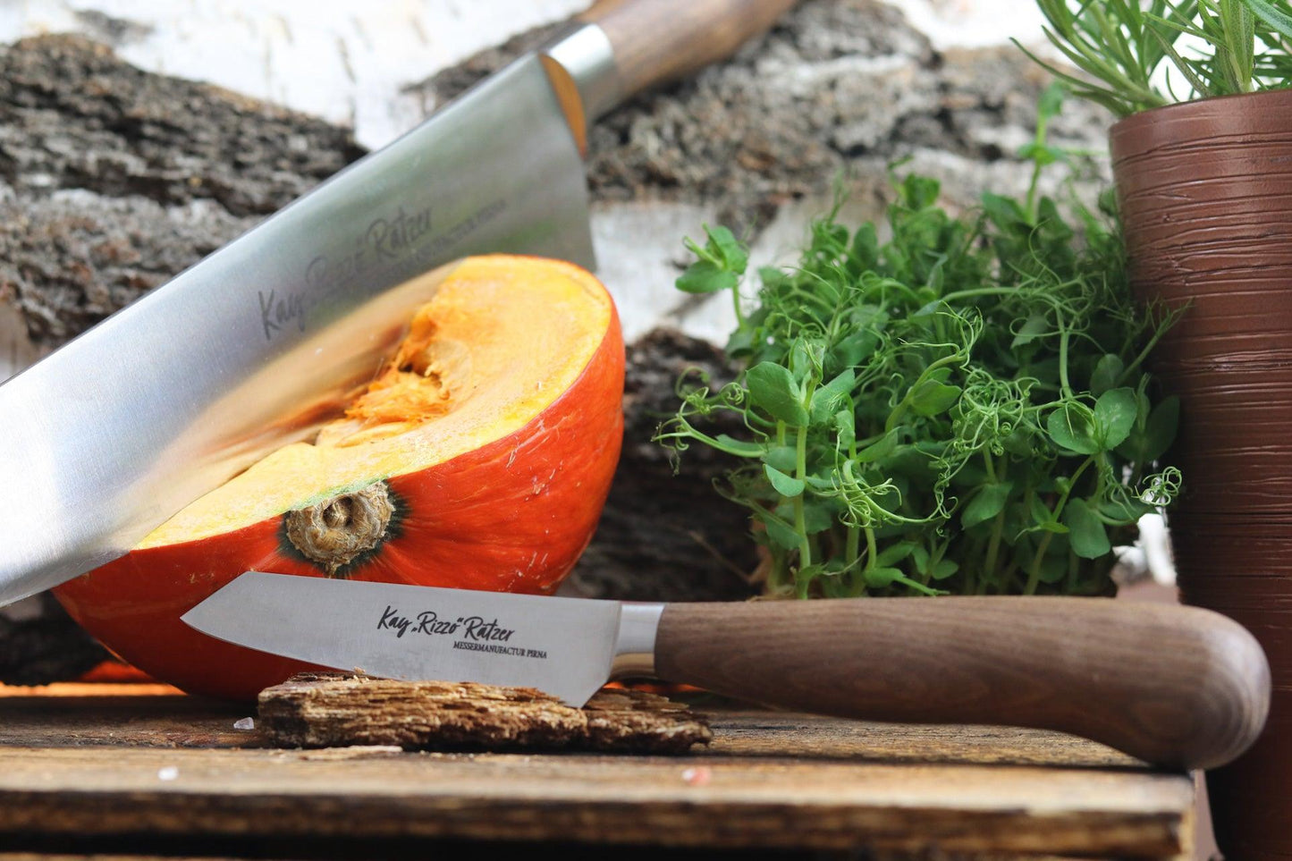 Gemüsemesser "Vegy" I handgefertigt I Griff aus hochwertigem Nussbaumholz I Klingenlänge 8,5cm - Cucinata