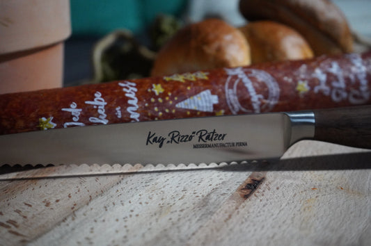 Brotmesser "Rizzo" I handgefertigt I Griff aus hochwertigem Nussbaumholz I Klingenlänge 18cm